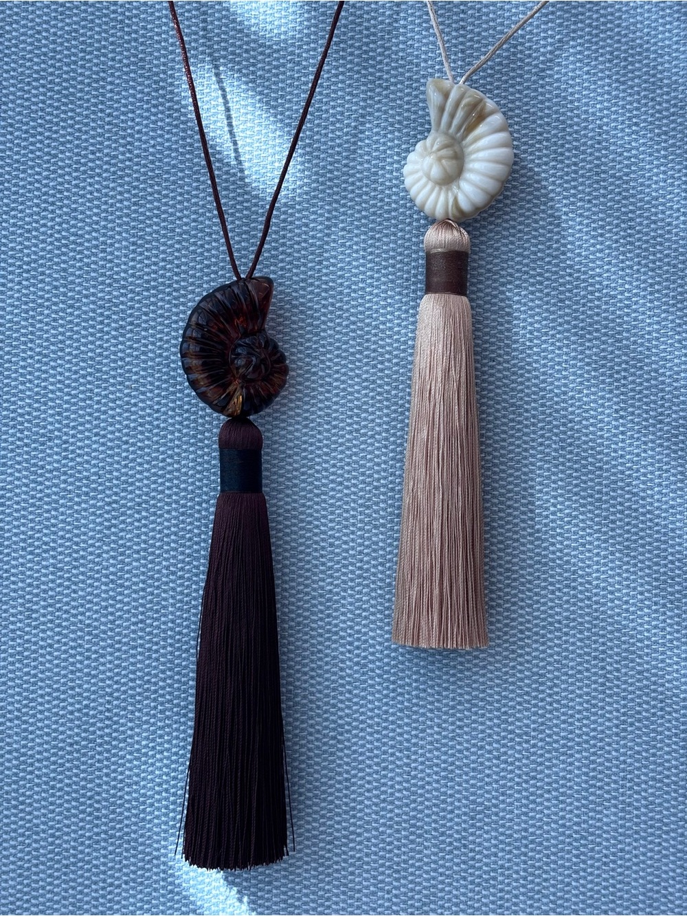ammonites shell Tassel brown chocolate Necklace - Picture 3 of 11